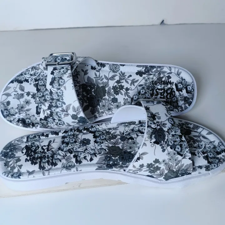 Exclusive%20Design%20Women%20Rubber%20Slides%20Sandel%20Shoes%20Multy%20Colour%20&%20Design%20-%20Image%202