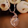 Stone Crystal Unique Design Necklace Woman Exquisite Wild Short Clavicle Chain Anniversary Gifts Jewelry Necklace for Women Fashion/ Chain Necklace for Girls Jewelry.