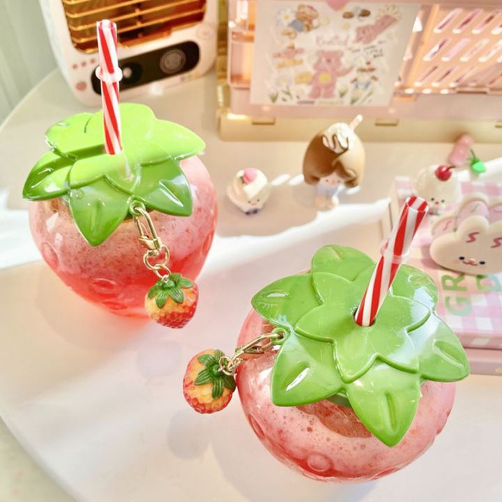 Creative%20Strawberry%20Straw%20Cup%20Plastic%20Cup%20Cute%20Female%20Portable%20Milk%20Tea%20Cup%20Student%20Portable%20Water%20Cup%20Water%20Bottle%20-%20Image%204