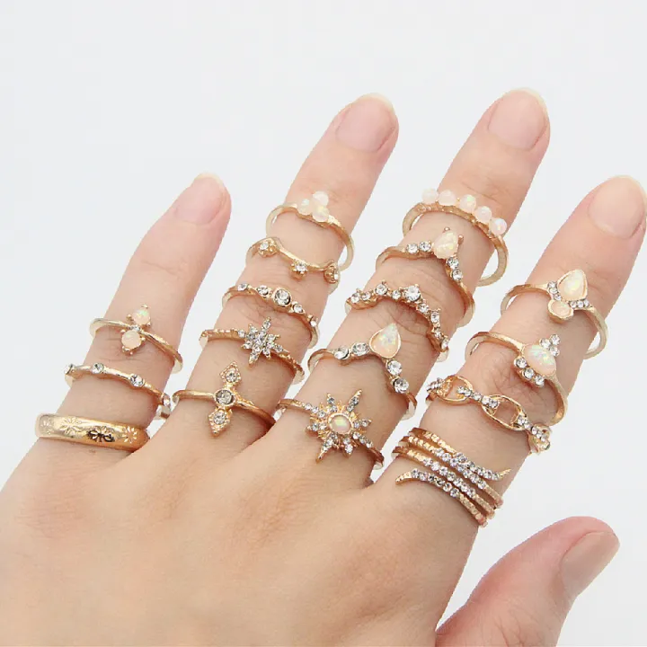 Hypoallergenic%20Alloy%20&%20Silver/Gold%20Plated%2017-Piece%20Vintage%20&%20Bohemian%20Stackable%20Finger%20Ring%20Set%20%E2%80%93%20Stylish%20Jewellery%20for%20Women%20and%20Girls%20-%20Image%202