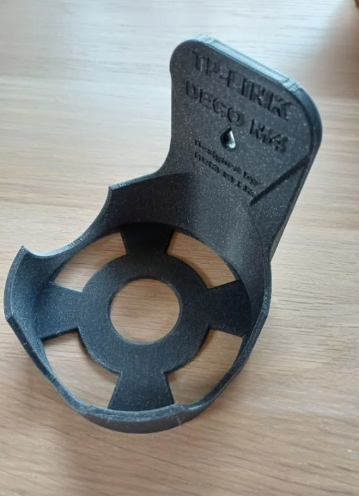 3D%20Printed%20TP-Link%20Deco%20M4%20Wall%20Mount%20%7C%20Strong%20&%20Durable%20Router%20Holder%20%7C%20Space-Saving%20Bracket%20for%20TP-Link%20Deco%20M4%20WiFi%20System%20%7C%20Easy%20Installation%20%7C%20Heat-Resistant%20PLA/ABS%20%7C%20Clean%20Cable%20Management%20%7C%20Perfect%20Fit,%20Premium%20Quality%20Wall%20Stand%20-%20Image%203