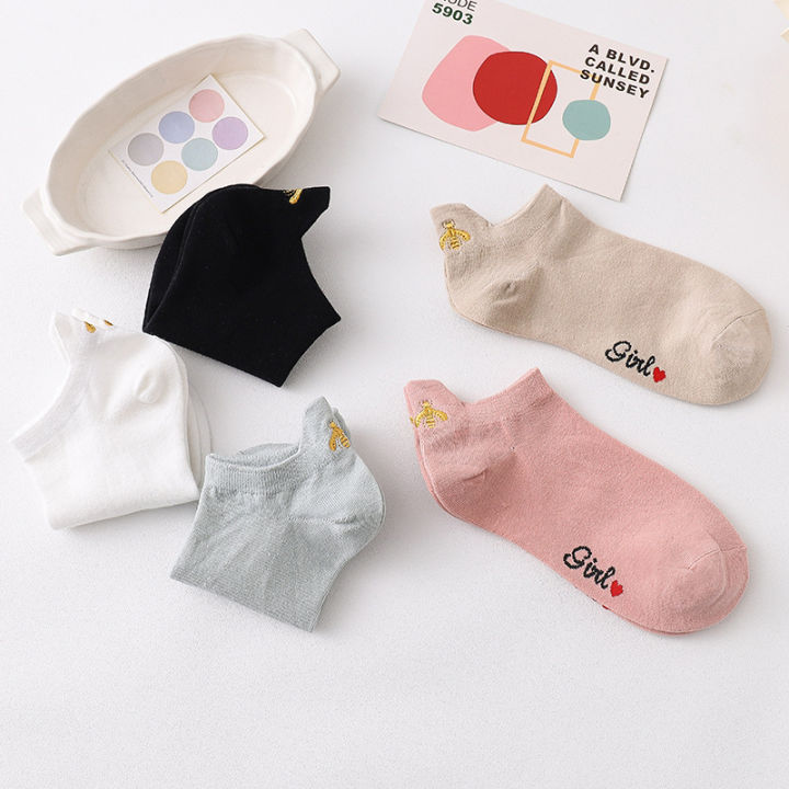 Spring-Summer%20New%20Type%20Women's%20Cartoon%20Bee%20Boat%20Socks%20Cotton%20Socks%20Women's%20Embroidery%20Cartoon%20Socks%20-%20Image%203