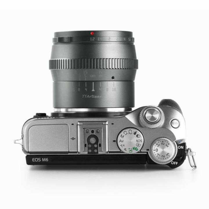 TTArtisan%2017mm%20F1.4%2035mm%20F1.4%2050mm%20F1.2%20APS-C%20manuel%20odak%20titanyum%20gri%20portre%20foto%C4%9Fraf%C3%A7%C4%B1l%C4%B1%C4%9F%C4%B1%20Lens%20i%C3%A7in%20Sony%20E%20Fuji%20X%20Canon%20M%20M43%20-%20Image%203