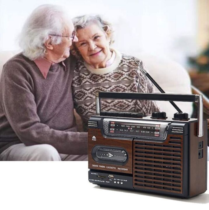 Portable%20cassette%20player,%20wooden%20recorder,%20outdoor%20old%20portable%20radio,%20FM,%20am,%20SW%20-%20Image%206