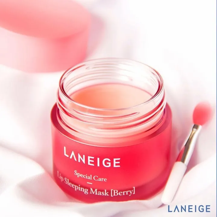 Laneige%20lip%20sleeping%20mask%20for%20moisturizing,%20soft,%20smooth%20and%20shiny%20lips%20with%20berry%20scent%203G%20-%20Image%204
