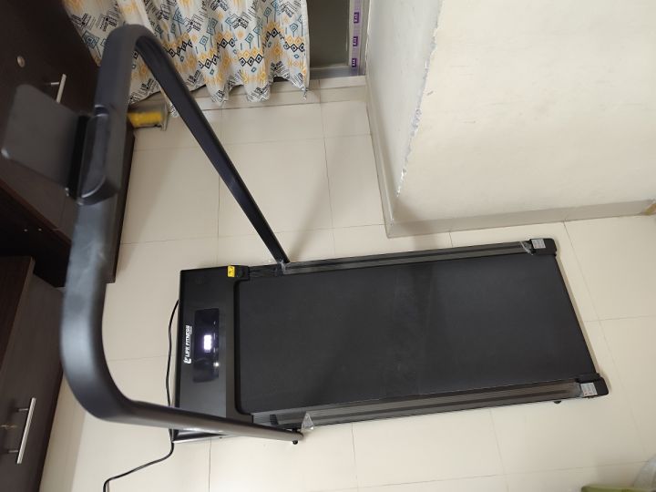 Walking%20Pad%20with%20stand%20,foldable%20-%20Image%203