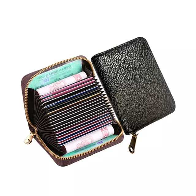 Dedit%20Or%20Credit%20Card%20Holder%20With%20Wallet%20for%20Men%20And%20Women%20-%20Image%202