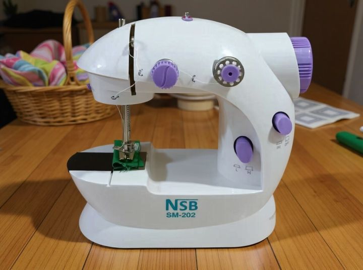 Mini Sewing Machine for Beginners, Dual Speed Easy Automatic Sewing Machine with Expansion Table and Sewing Tool, Suitable for Family and Travel