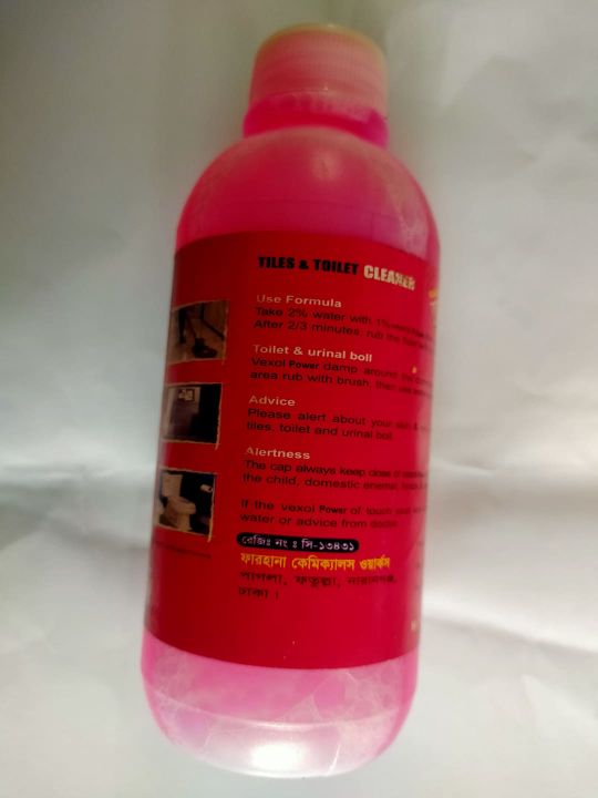 Vexol%20Power%20Tiles%20&%20Toilet%20Cleaner%20-%20Glass%20Cleaner%20-%20glass%20cleaner%20-%20Image%203