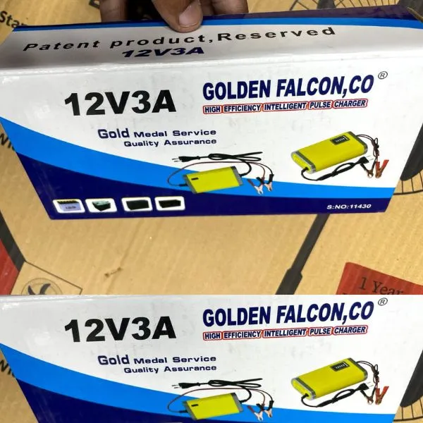 Smart%20Car%20Battery%20charger%2012V%203A%20for%20Lead%20Acid%20Battery%20Universal%20Fast%20Charging%20-%20Image%202