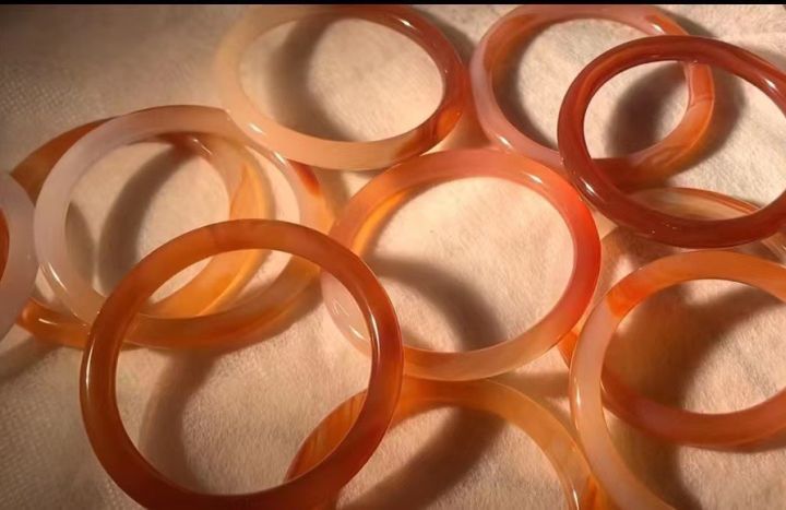 Xiaohongshu%20has%20the%20same%20style%20of%20chaise%20bracelet,%20round%20bar,%20thick%20glass,%20anti-jade,%20ice%20through%20bracelet,%20Hanfu%20accessories,%20ancient%20jingle%20bracelet%20girl%20-%20Image%206