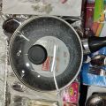 prestige fry pan with lid. 