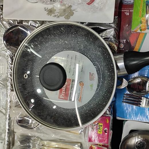 prestige fry pan with lid