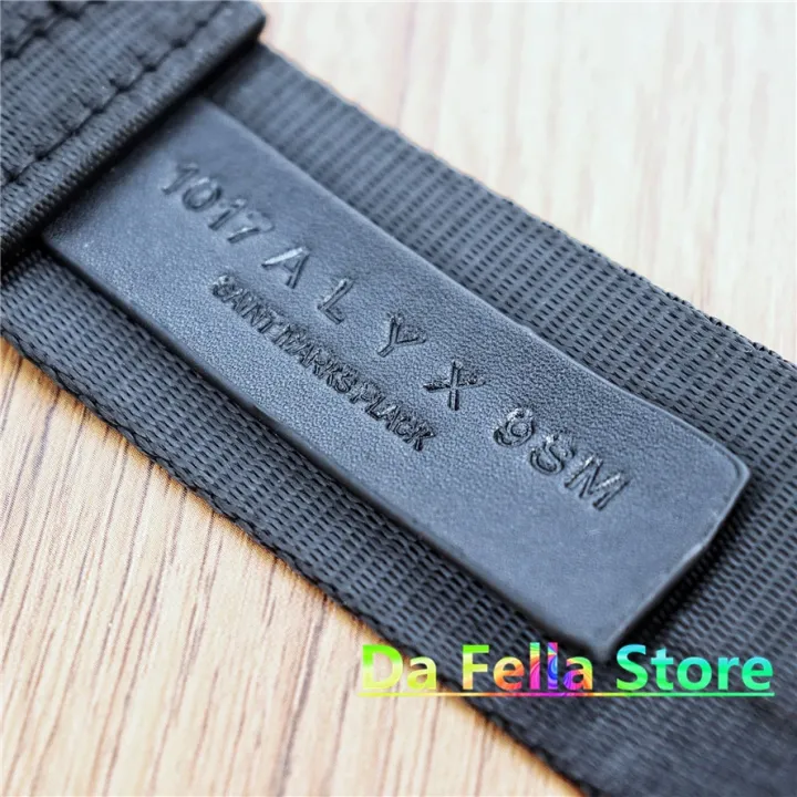 1017%20ALYX%209SM%20Classic%20Rollercoaster%20Belt%20Men%20Women%201:1%20High%20Quality%20Silvery%20Metal%20Buckle%20ALYX%20Belts%20Jacquard%20Logo%20Labeled%20-%20Image%205