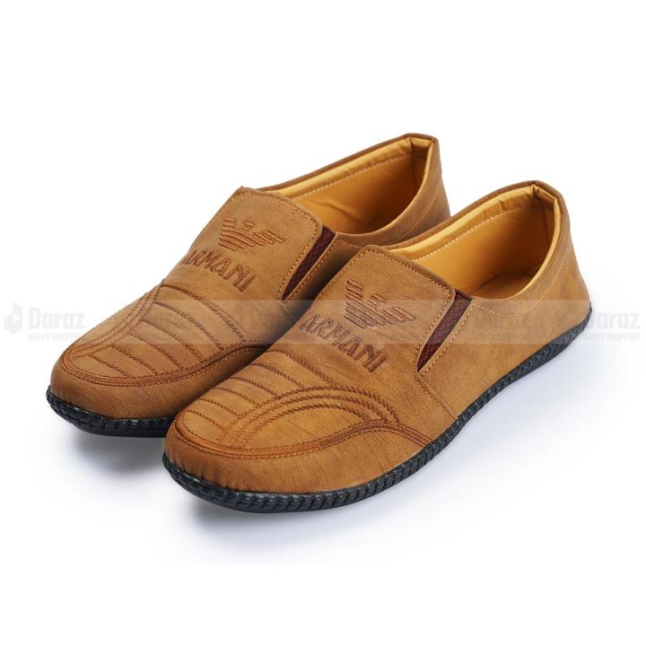 Loafers slip on casual walker version shoes for man gold colour fashion material rubber soo