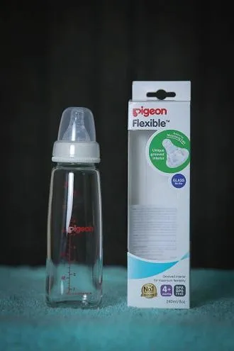 PERISTALTIC%20NIPPLE%20SN%20GLASS%20BOTTLE%20240ML%20-%20Image%203