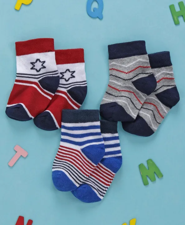 Newborn%20Cartoon%20Anti-Slip%20Baby%20Socks%20-3%20Pair%20(0-3%20years)%20-%20Image%206