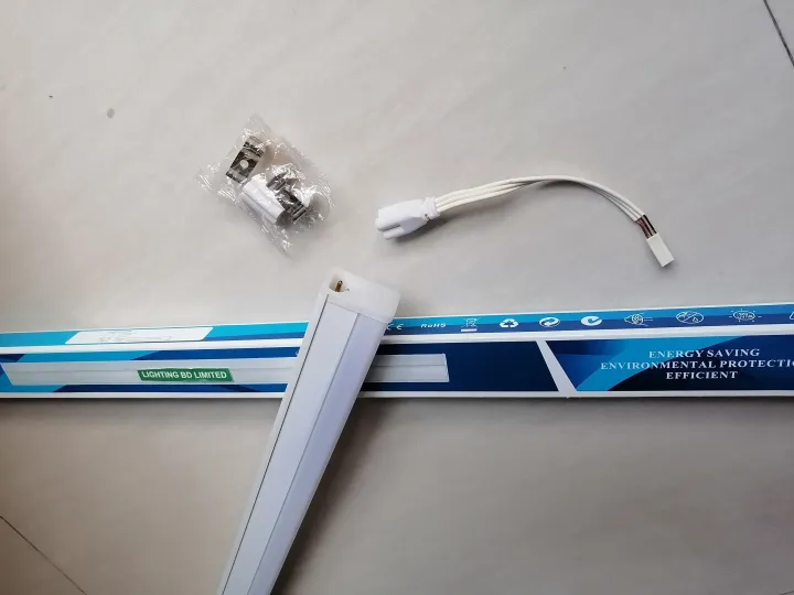 LED%20T5%20Single%20Tube%20Light%20(Batten/%20Wall%20mounted)%20shade,%2010W%20-%20Image%206