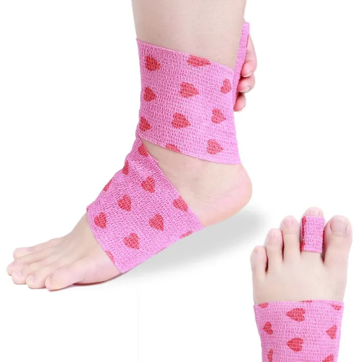 4-Sizes%20Multipurpose%20Heart%20Printed%20Self-Adhesive%20Bandage%20Soft%20Non-woven%20Elastic%20Sports%20Wrap%20Tape%20for%20Finger%20Joint%20Knee%20-%20Image%203