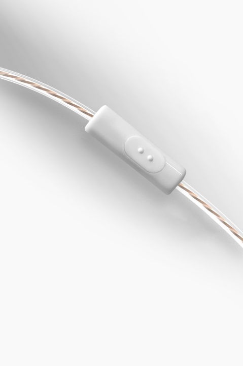 KZ%20EDX%20Pro%20Dynamic%20In-Ear%20Monitors%20with%20Dual%20Driver,%20Tangle-Free%20Cable,%20and%20One-Touch%20Control%20-%20Image%206