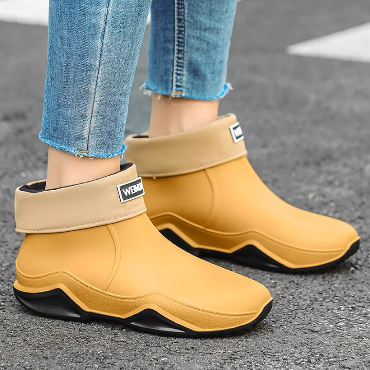 2024%20cross-border%20new%20men's%20rain%20boots%20short%20tube%20outdoor%20motorcycle%20tide%20waterproof%20shoes%20thick-soled%20rubber%20shoes%20women%20-%20Image%202