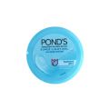 POND'S Super Light Gel 30ml Hydrated Glow With Hyaluronic Acid & Vitamin E - (Indian). 