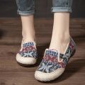 Ethnic Style Woven Embroidery Shoes for Women. 