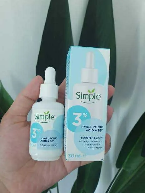 Simple%203%25%20Hyaluronic%20Acid%20+%20Vitamin%20B5%20Serum%20-30ml%20-%20Image%202
