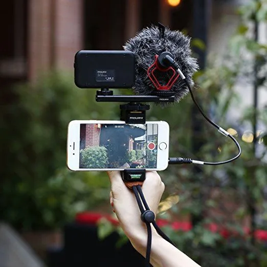 Vlogging%20Kit%20Vlogging%20Accessories%20Kit%20for%20Mobile%20Phone%20DSLR%20Camera%20Video%20Recording%20Kit%20with%20Tripod%20Shotgun%20Mic%20360%20LED%20Selfie%20Light%20for%20Live%20Streaming%20Short%20Film%20Making%20-%20Image%203