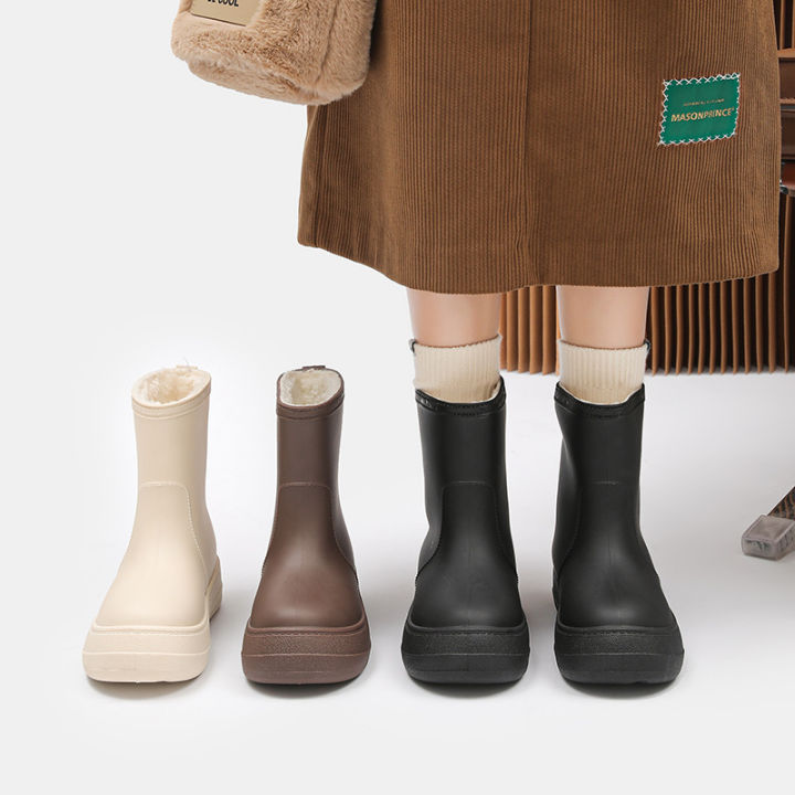 New fashion women's rain boots medium and low waterproof anti-slip rain boots winter velvet detachable water shoes soft sole rubber shoe cover