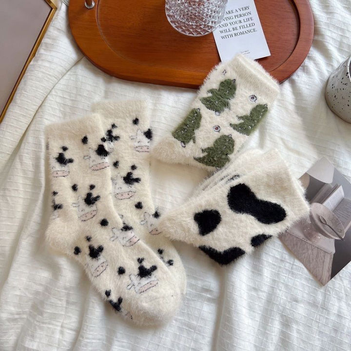 %E3%80%90New%20release%E3%80%91%20Cow%20Print%20Mink%20Plush%20Socks%20For%20Women%20Girl%20Mid%20Tube%20Stockings%20Warm%20Coral%20Sleep%20Floor%20Sock%20Winter%20Thermal%20Slipper%20Funny%20Sox%20-%20Image%205