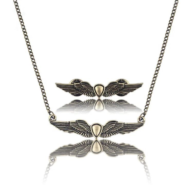 Wholesale%20The%20Last%20Of%20Us%202%20Necklace%20Firefly%20Logo%20Letters%20Dogtag%20Joel%20Ellie%20Tess%20Pendant%20Vintage%20Retro%20Hot%20Game%20Jewelry%20Men%20Women%20-%20Image%205