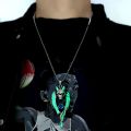 Creative Luminous Wolf Head Pendant Necklace for Men Fashion Cool Fluorescent Arctic Wolf King Totem Hip Hop Chain Party Gift. 