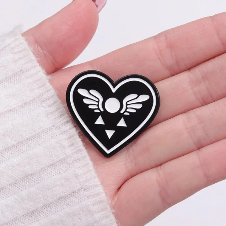 Pixel-Style%20Delta%20Rune%20Symbol%20Enamel%20Pin%20Game%20Black%20Love%20Heart%20Brooch%20Role%20Pin%20Lapel%20Backpack%20Badge%20For%20Playing%20Game%20Player%20-%20Image%204