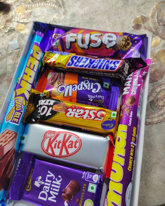 Chocolate%20Combo%20Gift%20box%20(8%20Units)%20-%20Image%203