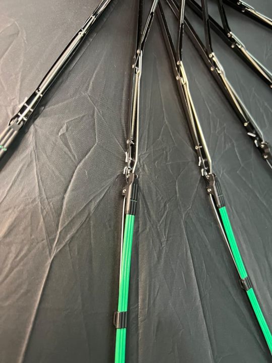 BMW%2016%20Ribs%20Auto%20Open/Close%20Windproof%20Umbrella%20-%20Image%202