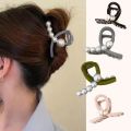 Simple Female Pearl Crystal Hair Clip Retro Ladies Ponytail Braid Shark Grab Clip Girls Elegant Exquisite Hair Accessories.