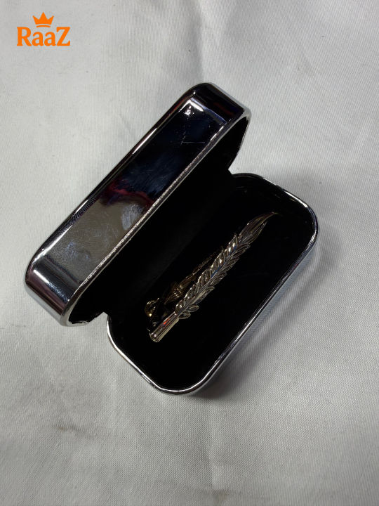 Feather%20Golden%20Classic%20Gentleman%20Tie%20Clip%20for%20Men%20-%20Image%202