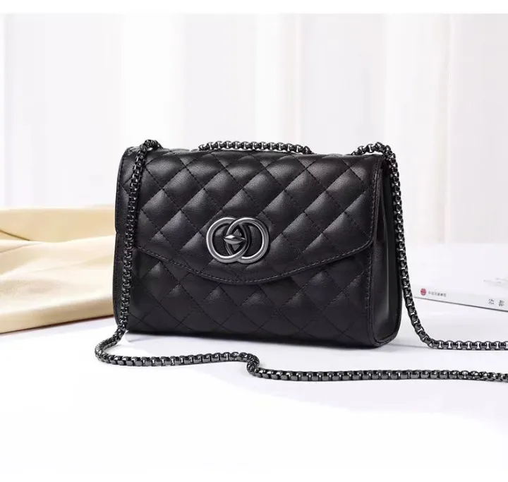 Bag%20Women's%202022%20New%20Fashion%20Lingge%20Chain%20Bag%20Versatile%20Little%20Fragrance%20One%20Shoulder%20Crossbody%20Bag%20Soft%20Leather%20Handbag%20Bag%20-%20Image%203