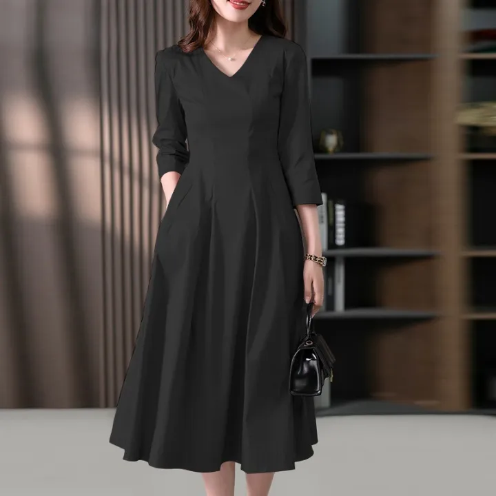 Women's%20Cotton-Linen%20Everyday%20Midi%20Dress%20with%20Comfortable%20Fit%20-%20Image%202