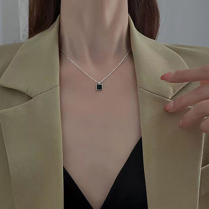 Fashion Black Square Pendant Necklace for Women Sweater Clavicle Chain ...