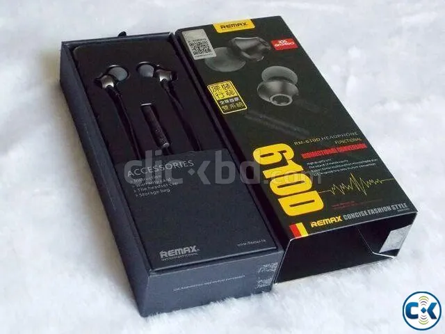 Remax%20Rm%20610D%20Super%20Bass%20Quality%20In-Ear%20Headphone%20(%20Intelligent%20Recognition%20)-Random%20Colour%20-%20Headphone%20-%20Headphone%20-%20Headphone%20-%20Headphone%20-%20Image%203