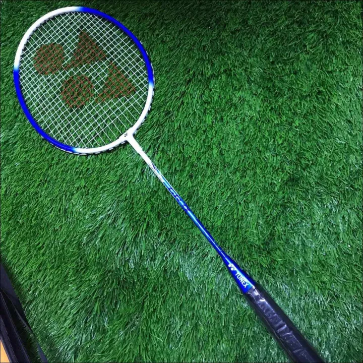Badminton%20Racket%20-%20Yonex%20-%20Image%206