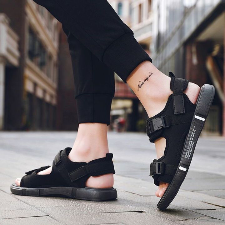 2023Summer%20New%20Vietnam%20Sandals%20Men's%20Beach%20Shoes%20Driving%20Boys%20Trend%20Men's%20Sports%20Men%20Sandals%20Fashion%20-%20Image%206
