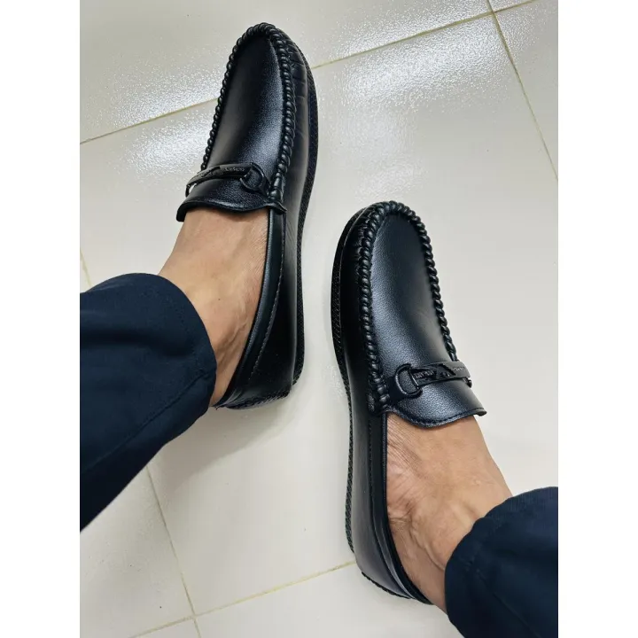 Loafer%20Styles'%20Rubber%20Sole%20Water-Proof%20and%20Wind-Proof%20Low%20Top%20Shoes%20For%20Men%20-%20Comfortable%20All%20Seasons%20-%20Image%202