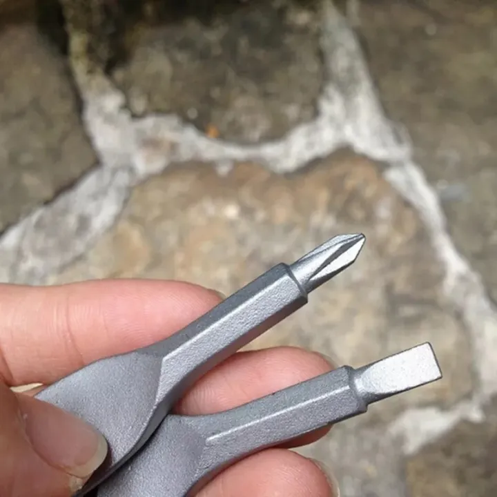 self%20defense%20Mini%20Portable%20Self%20Defense%20Keychain%20Set%20Outdoor%20Multifunctional%20Suvival%20Tool%20-%20Image%205