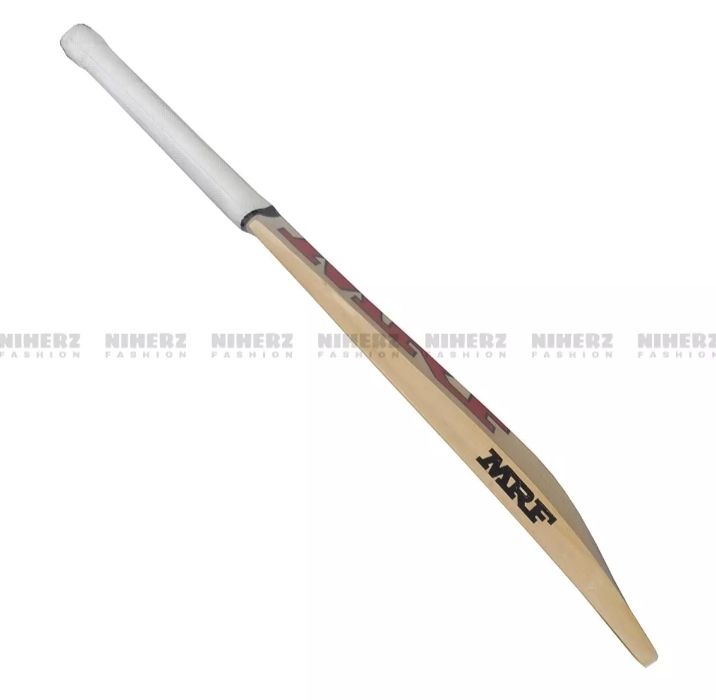 Mrf%20Genius%20Vk18%20Premium%20Cricket%20Bat%20-%20Elevate%20Your%20Cricket%20Game%20With%20This%20Premium%20Bat,%20Designed%20For%20Hard%20Duce%20Leather%20Ball%20Play%20And%20Endorsed%20By%20Virat%20Kohli%20-%20Image%205