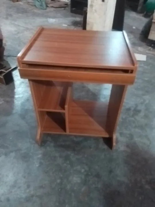 Modern%20Computer%20Table%20%20,%20Size-L-24%20+W-%2018%20+H-30%20inch%20For%20Home%20and%20Office%20Use%20.Finest%20quality%20imported%20accessories%20ensure%20the%20strong%20structure%20-%20Image%203