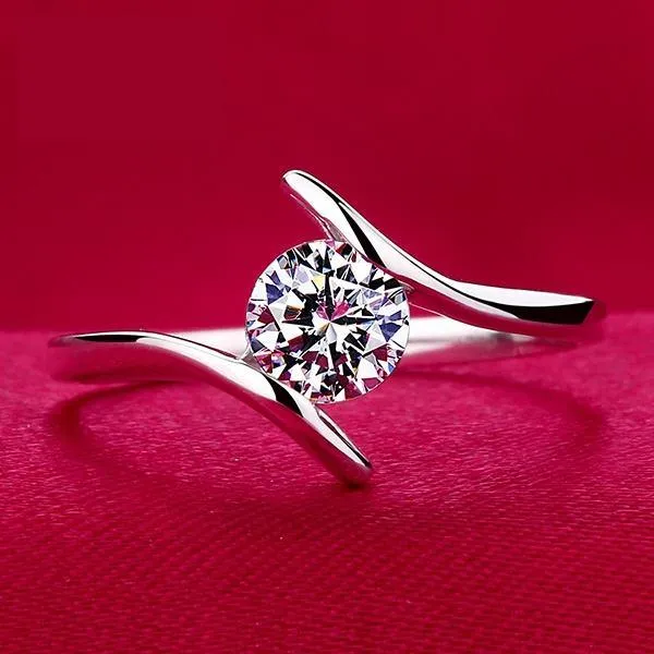 Women's%20Silver%20Finger%20Ring%20Fashion%20Jewelry%20Accessory%20-%20Image%203