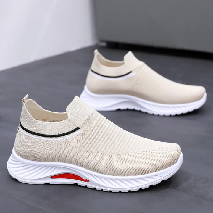 New%20summer%20men's%20shoes%20flying%20woven%20breathable%20socks%20shoes%20sports%20casual%20running%20shoes%20comfortable%20set%20foot%20slip-on%20men's%20cloth%20shoes%20-%20Image%204